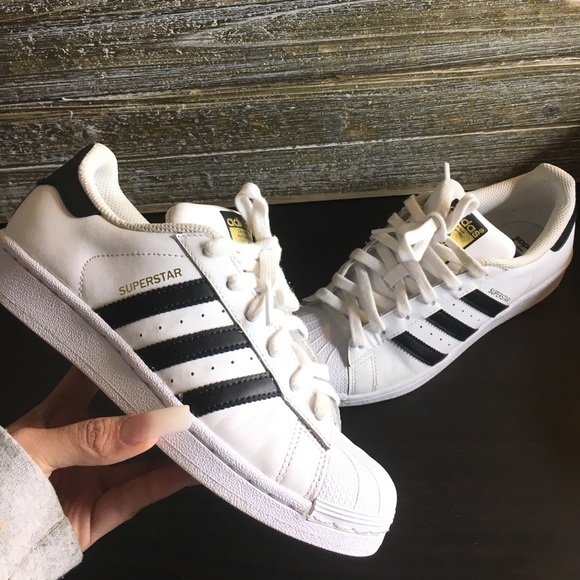 adidas Shoes - Adidas superstar